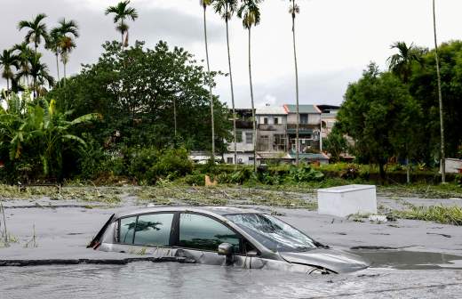 В посольстве РФ прокомментировали последствия урагана «Мелисса»