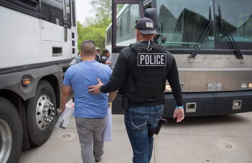 Трамп указал на риски для Европы в сфере энергетики и миграции