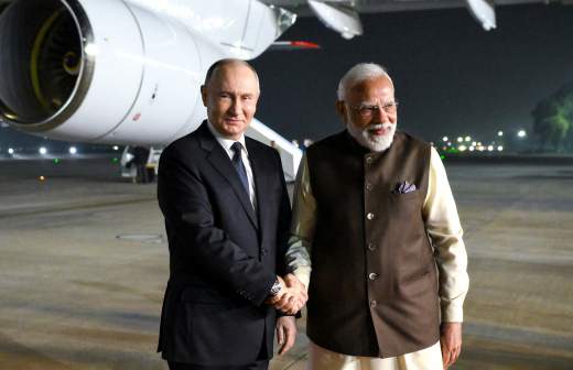 Путин отметил работу России и Индии в построении многополярного мира
