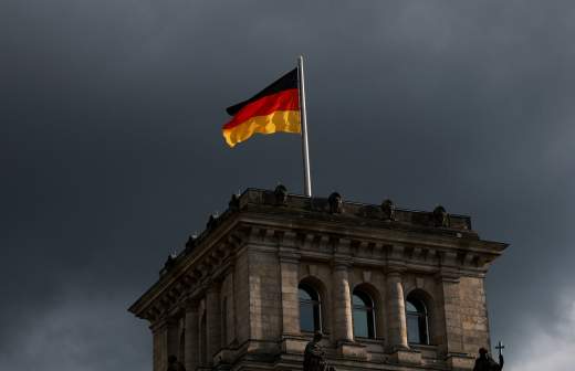 ФРГ начала согласовывать с партнерами шаги после слов Трампа о пошлинах