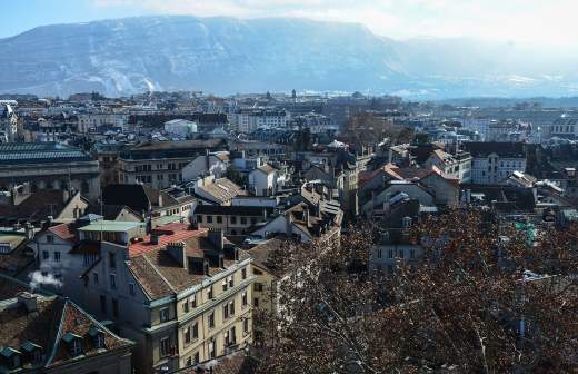 Делегация РФ во главе с Мединским направилась на переговоры в Женеву