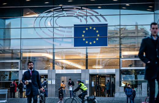 Новая лицензия США на продажу нефти РФ будет действовать до 12 апреля